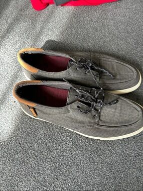 Reef; Casual Gray Canvas Men's Lace-Up Sneakers